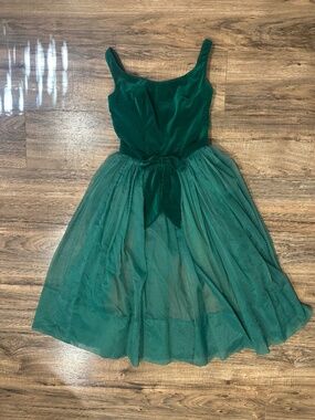 1950s Emma Domb Emerald Green Vintage Fit and Flare Dress Velvet and Chiffon